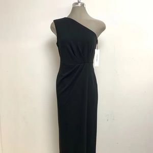 NEW Calvin Klein NWT Stunning Long Dress BLACK One-Shoulder Gown size 8